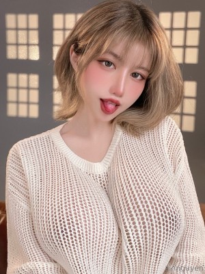 Ain Nguyen Photo #234