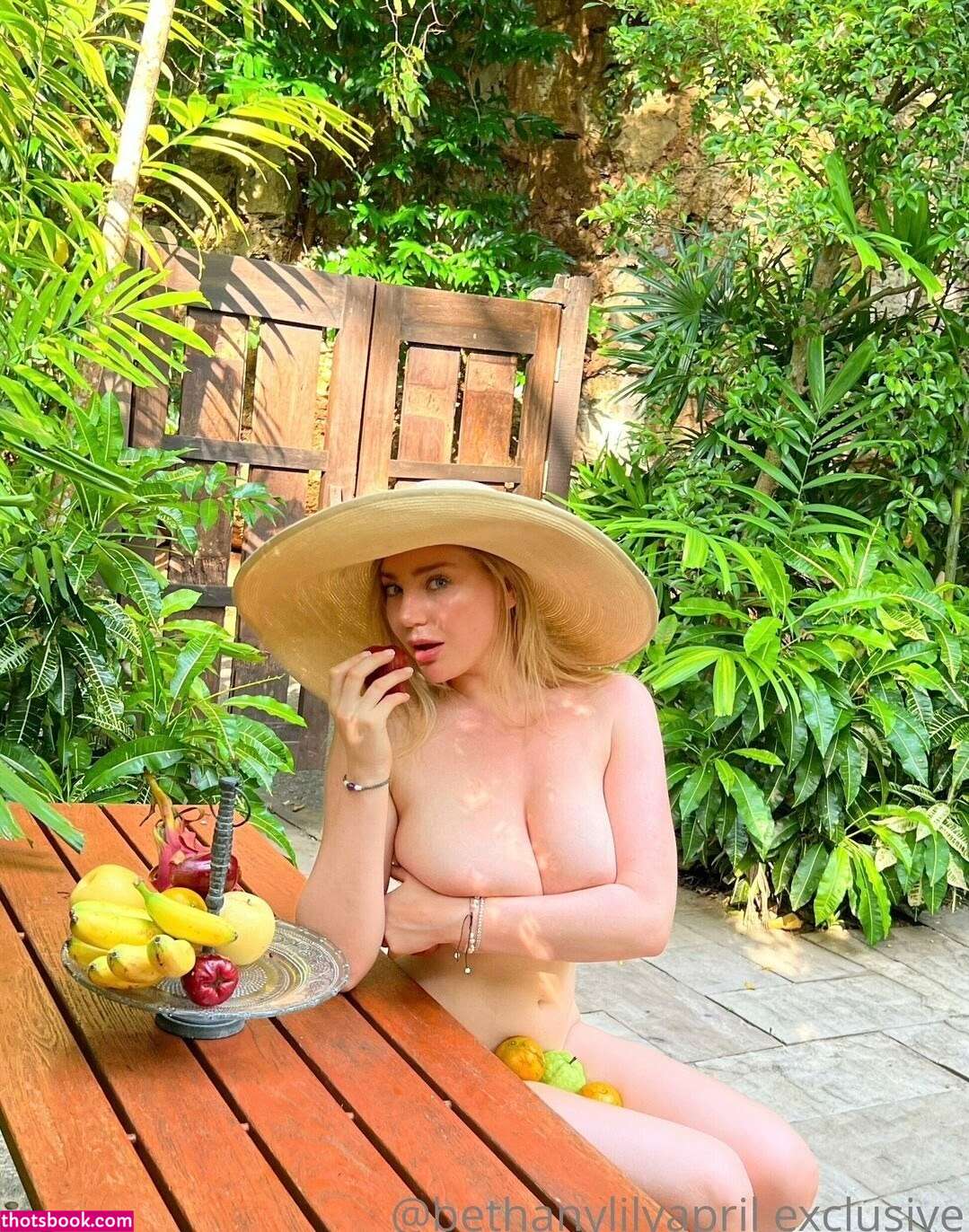 Beth lily Photo #417