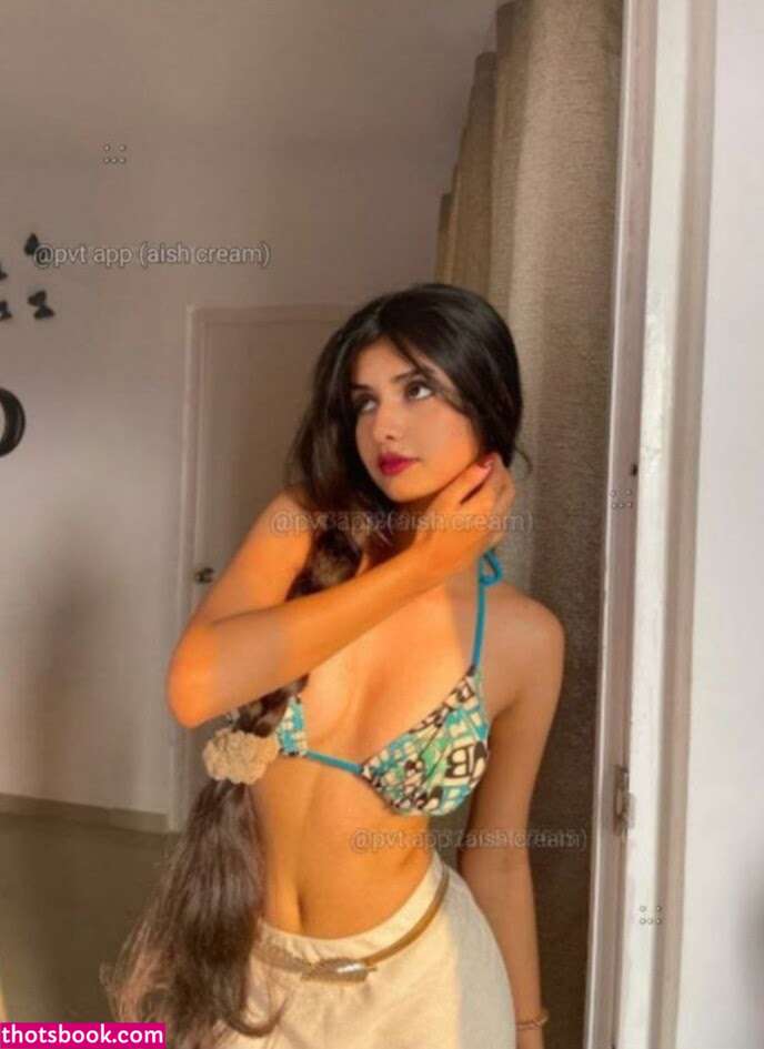 Aishwarya Harishankar Photo #12