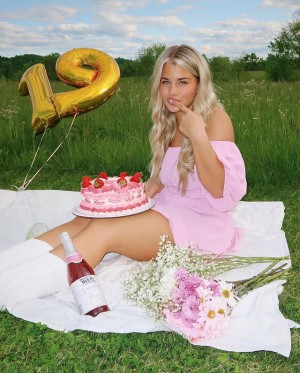 Baylee Cornell Photo #6