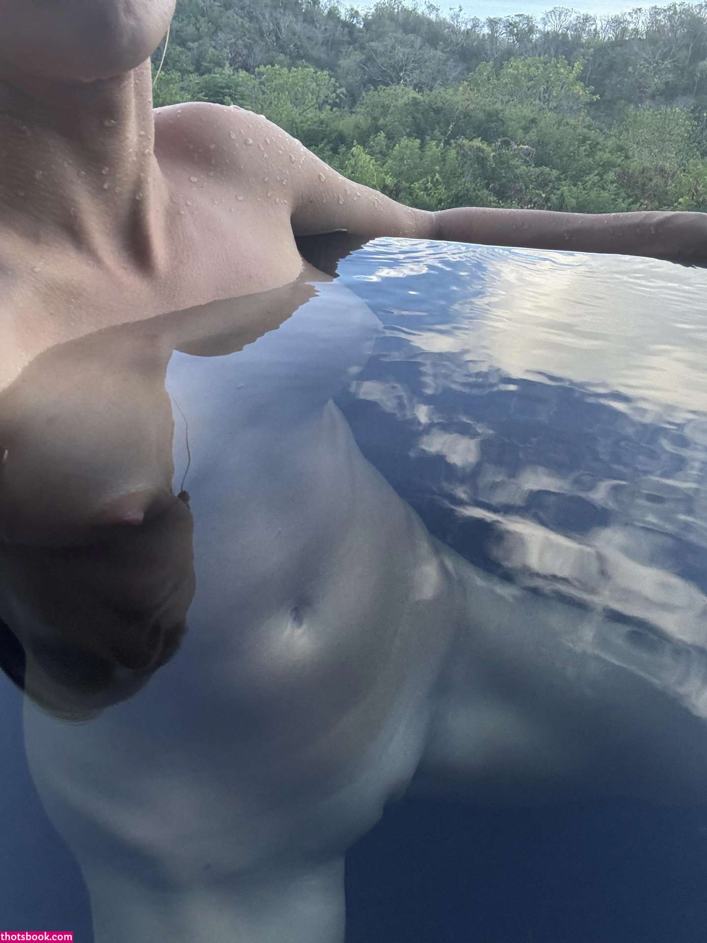 bellarae1999 Photo #31