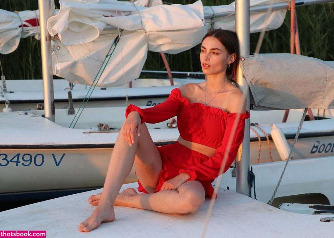 Charleen Weiss Photo #45