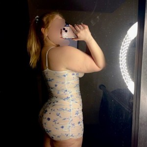 Lillian Love Photo #4