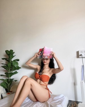 Prapatsorn Theethatburee Photo #18