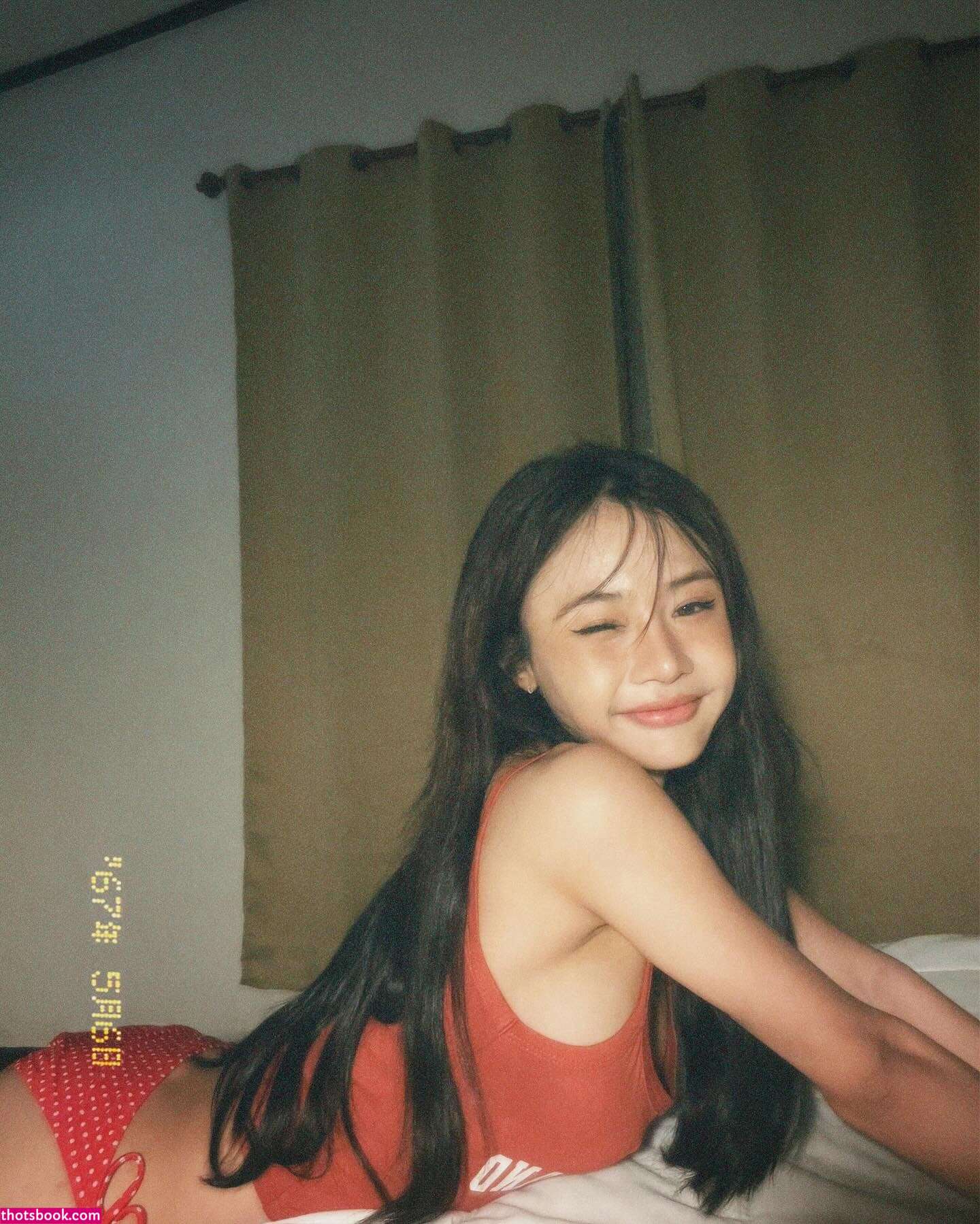 Prapatsorn Theethatburee Photo #28