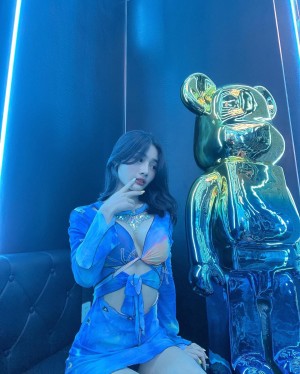 Prapatsorn Theethatburee Photo #54