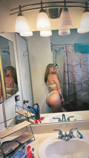 Stephanie Delman Photo #4