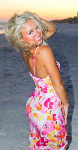 darianrhodess Photo #3