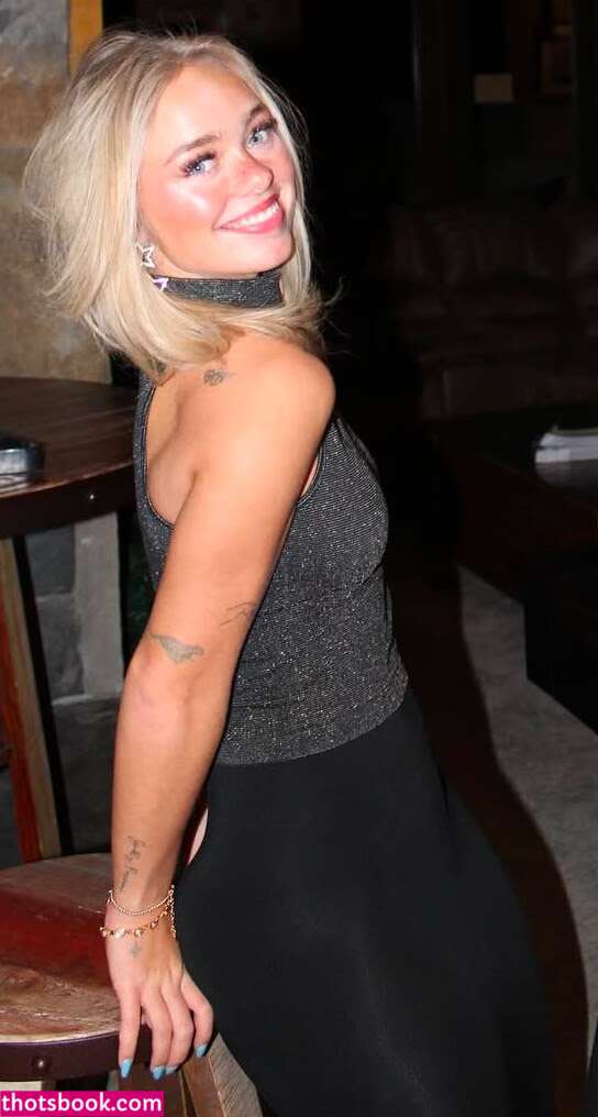 darianrhodess Photo #10