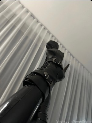 Angelmelly Photo #228