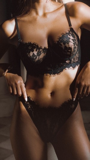 Rachelle Van Waardhuizen Photo #64