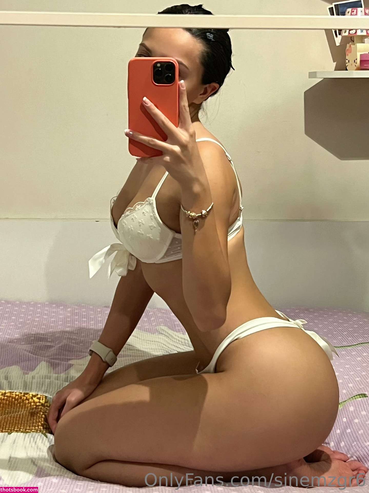 Sinem Ozgur Photo #137