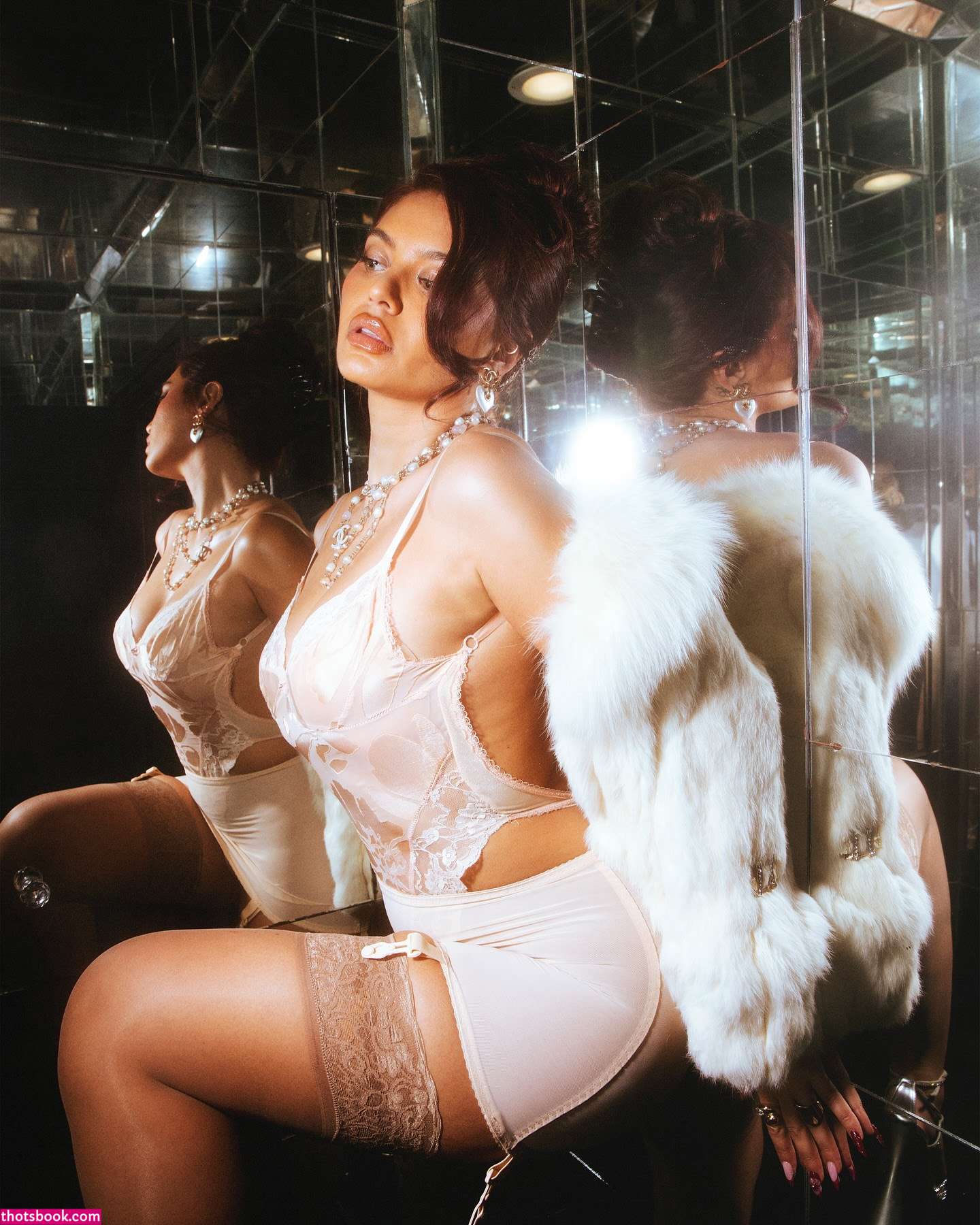 Sofia Jamora Photo #163