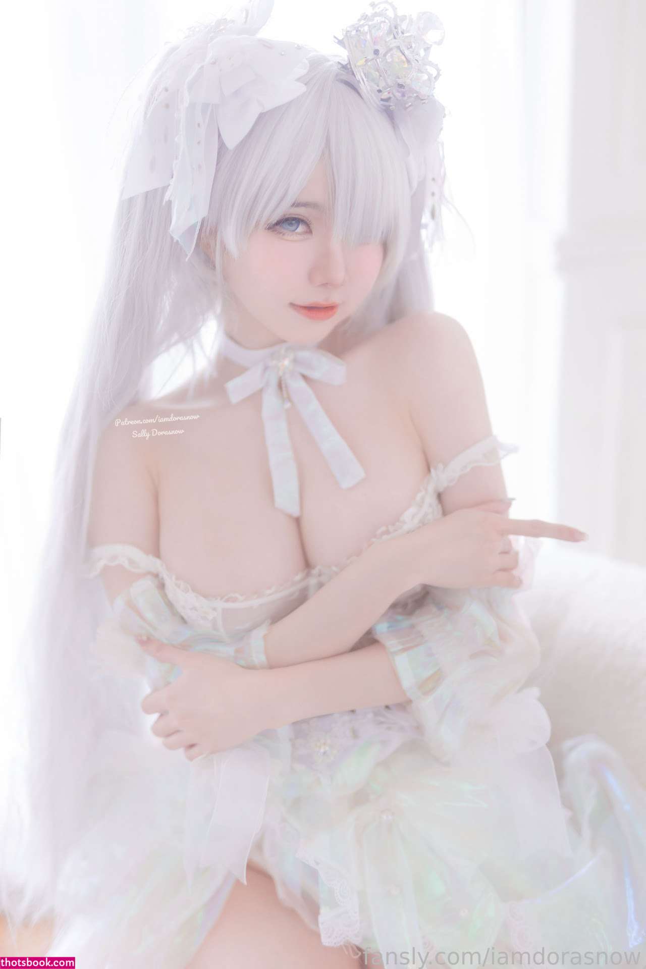 Sally Dorasnow Photo #305