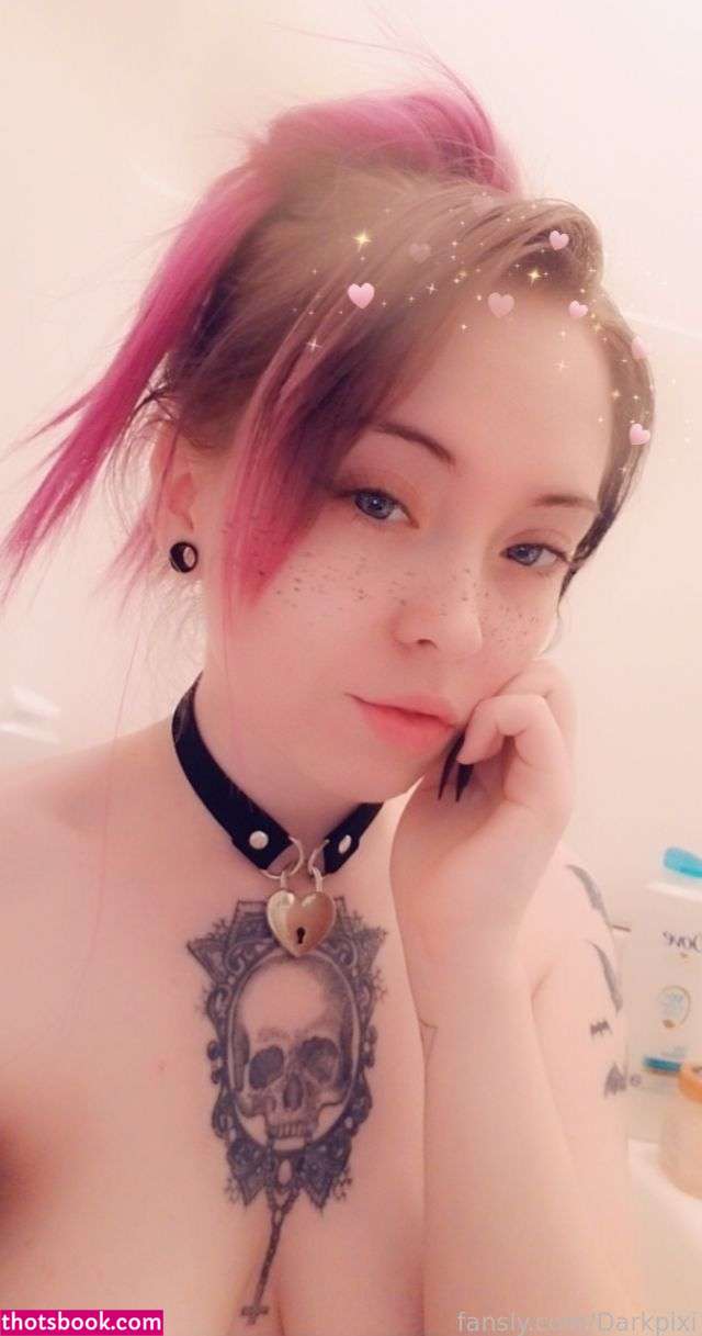 Darkpixi Photo #56