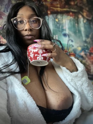 Mzkushkitteh Photo #45