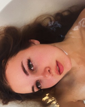 Cassie Claire Photo #26