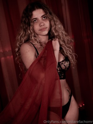 Mila Refacho Photo #17