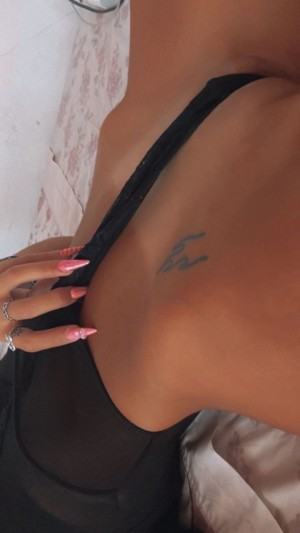 vickyailenn Photo #24