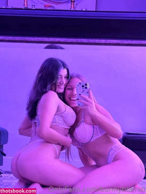 bunnyblairxo Photo #16
