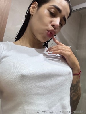 katiecruzmodelo Photo #9