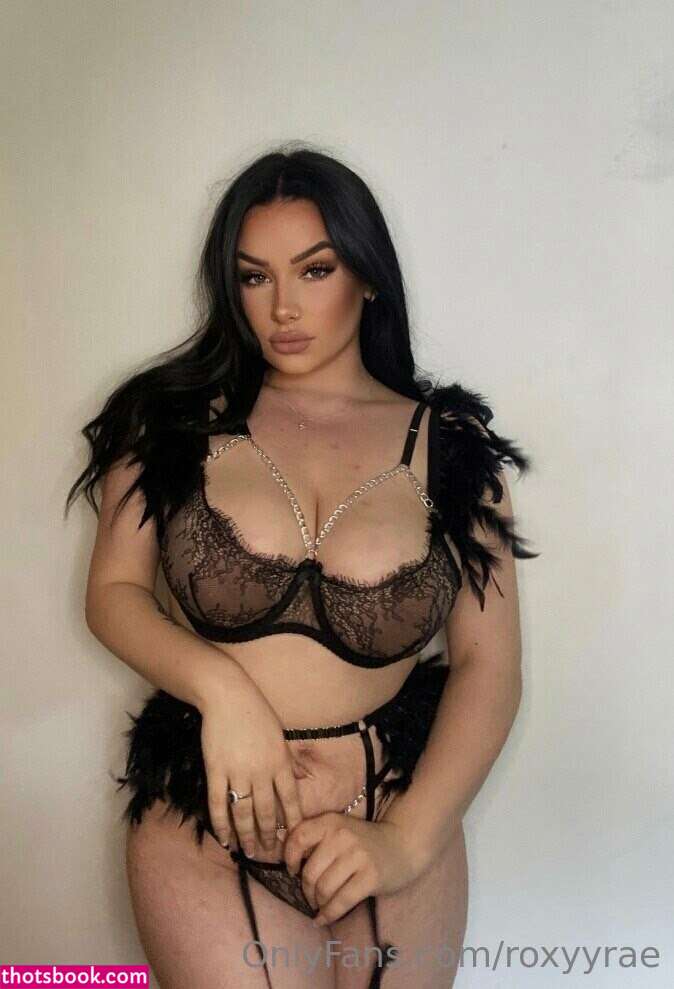 leahhnicholls Photo #35