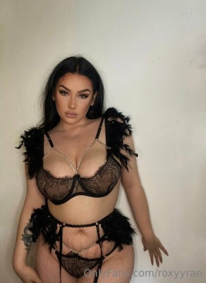 leahhnicholls Photo #38