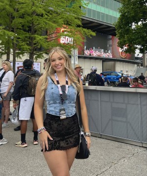 Lynzie Fulton Photo #3