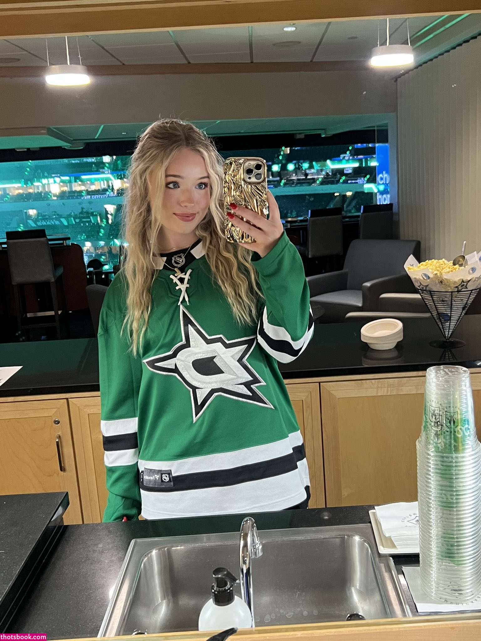 Lynzie Fulton Photo #11