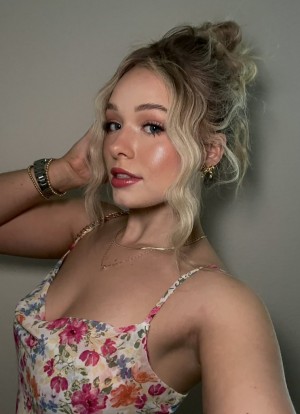 Lynzie Fulton Photo #18