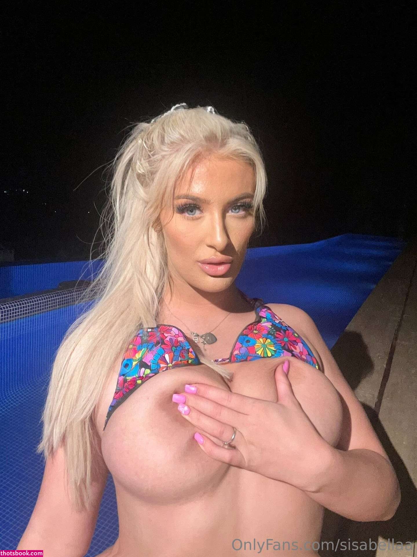 Sophia Smith Photo #41