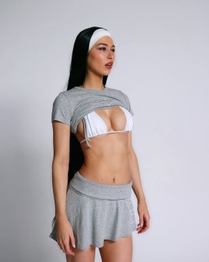 Elsie Hewitt Photo #107