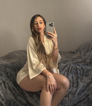 Mariam Olivera Photo #12