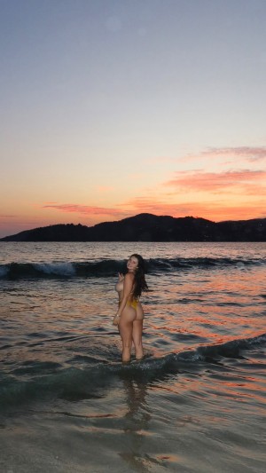 Sarah Curr Photo #60