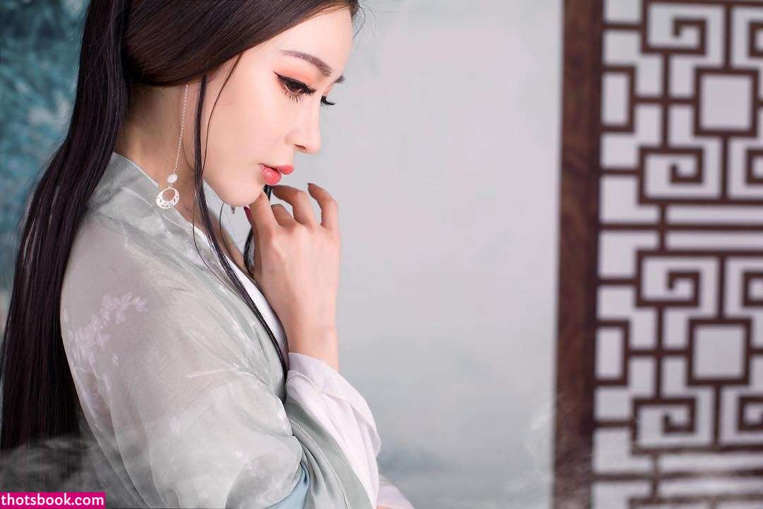 Yuan Herong Photo #93