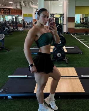 Hannah Scarpati Photo #19