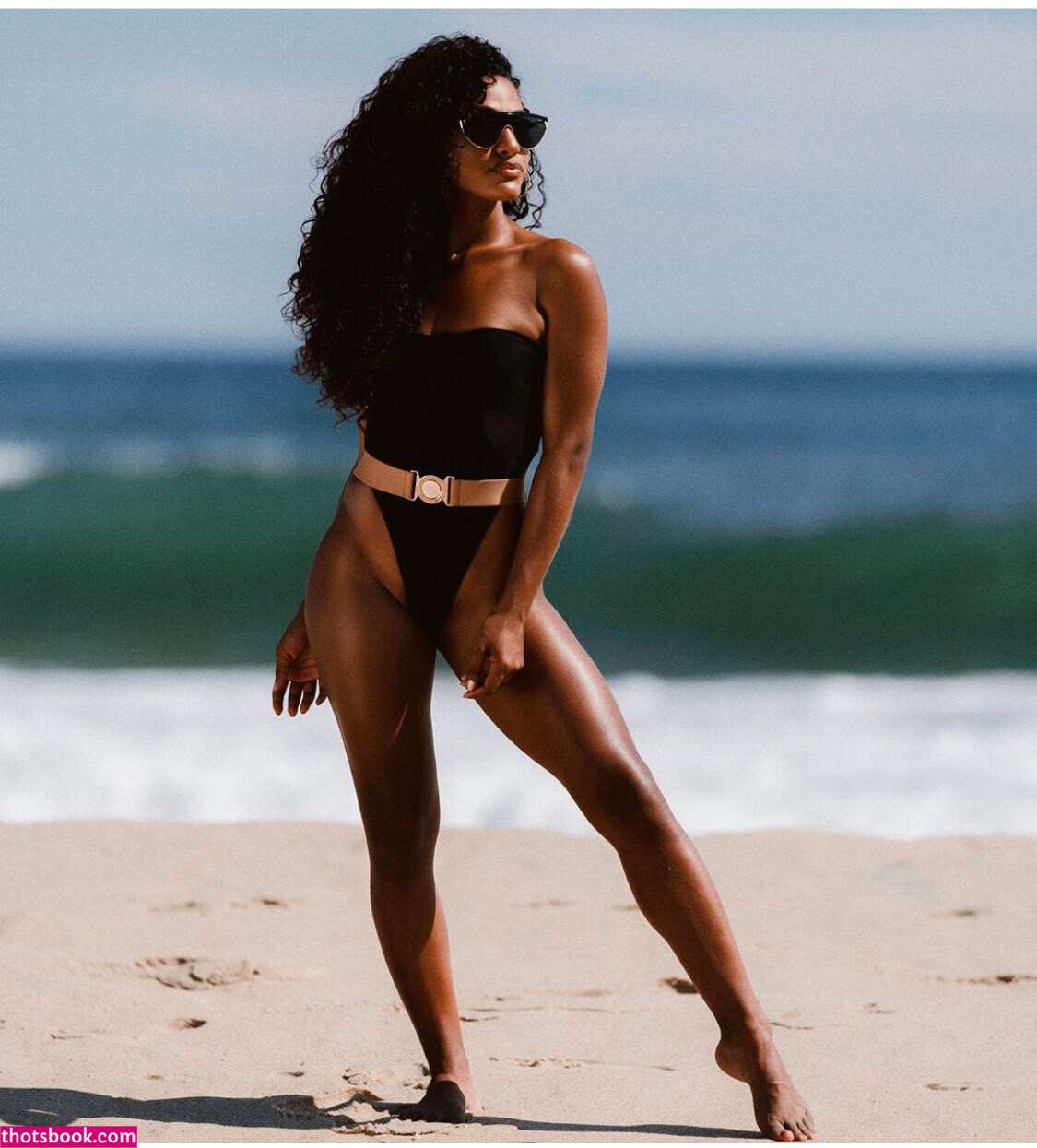 Official Janina Photo #6