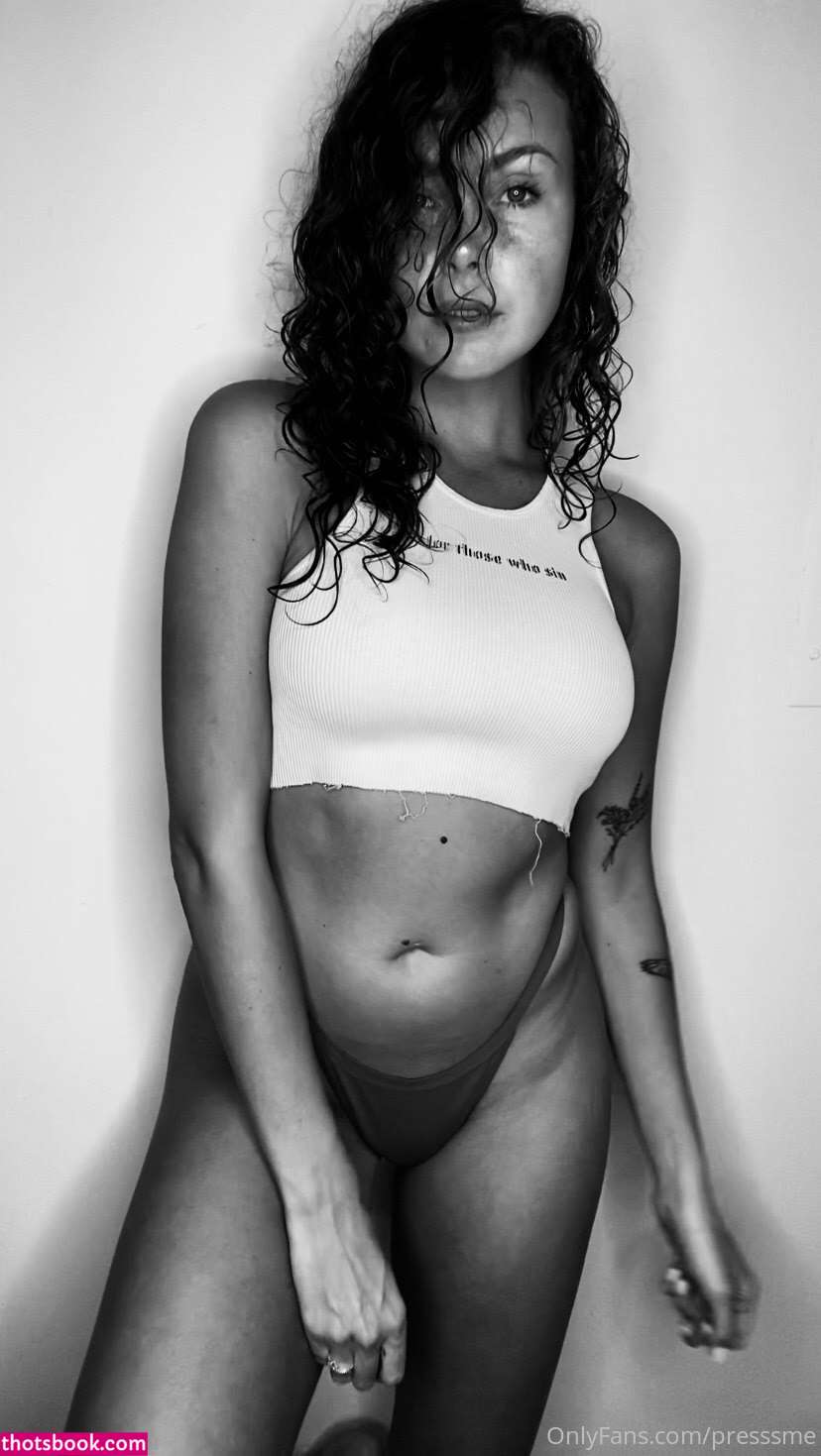 Presley Rhodes Photo #2