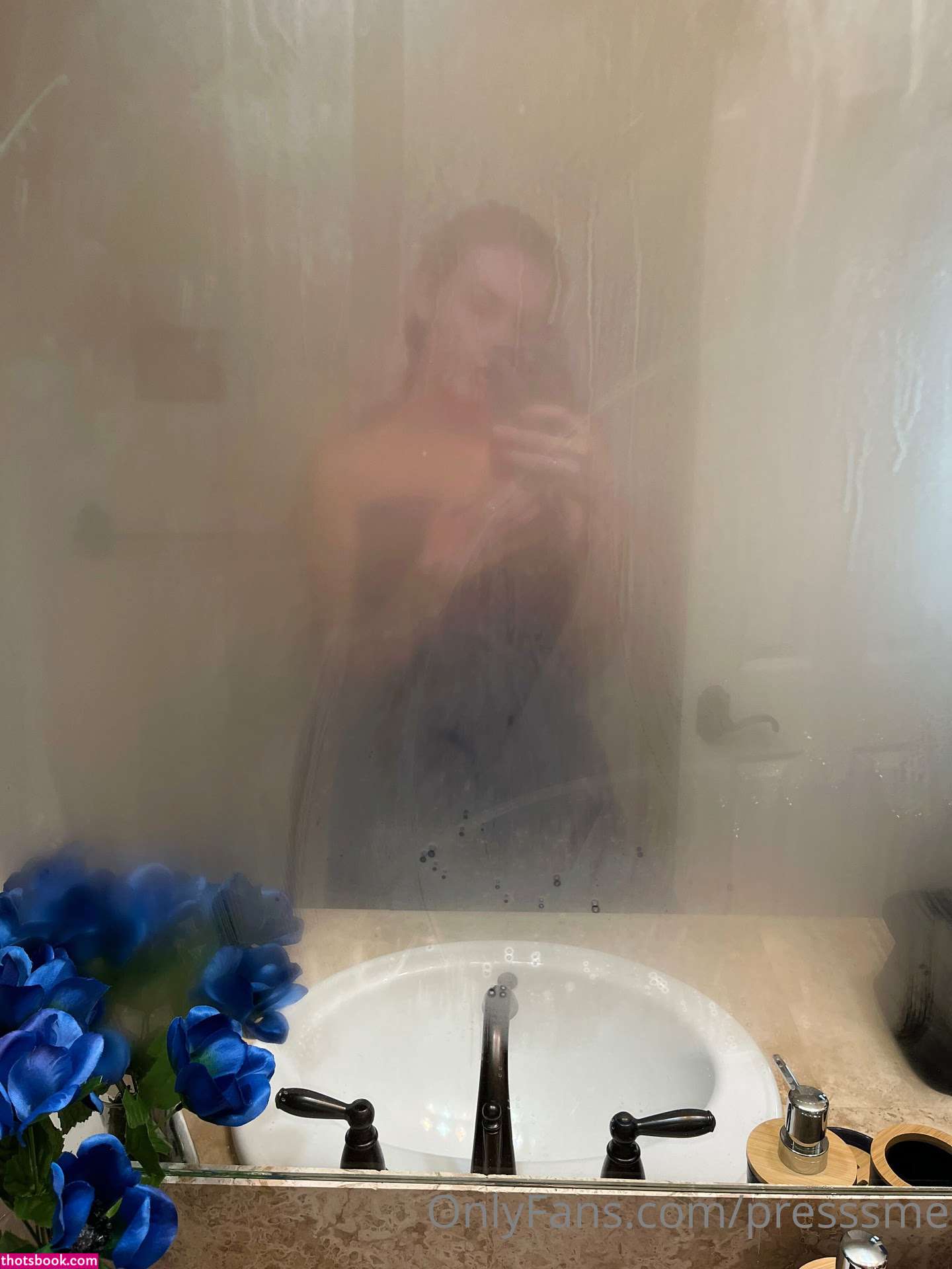 Presley Rhodes Photo #3