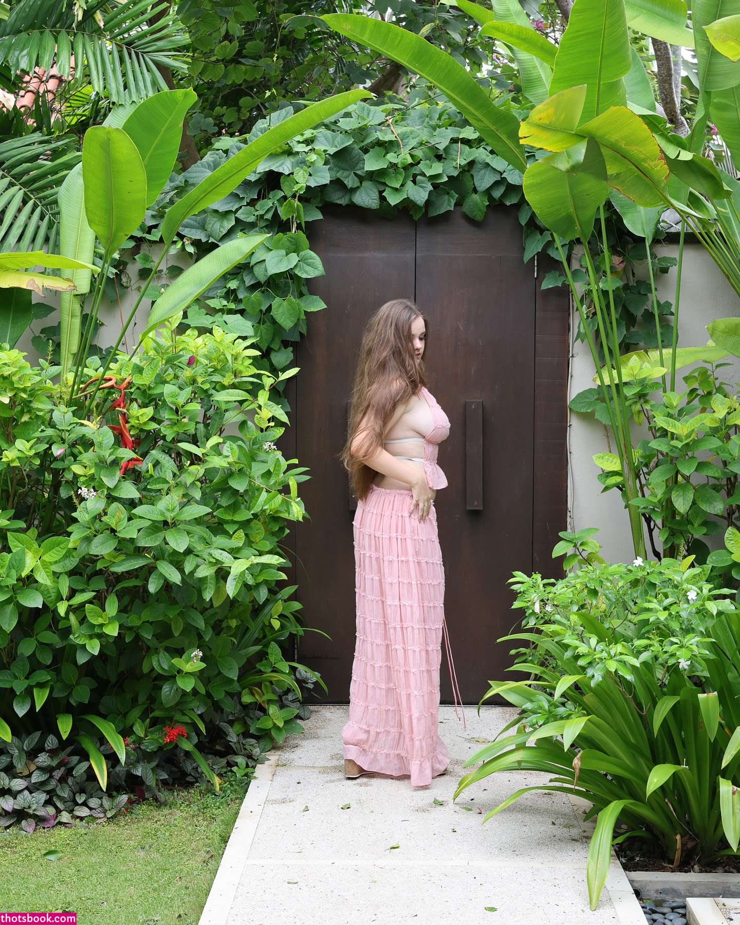 Isabella Ardley Photo #7