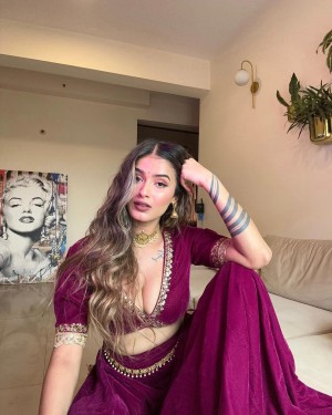 Shambhavi Singh Photo #8