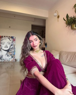 Shambhavi Singh Photo #9