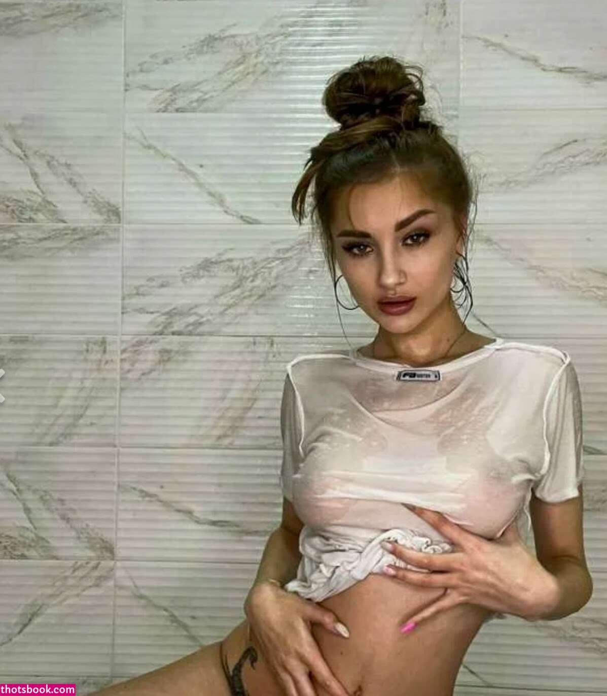 Lolalolasss Photo #7