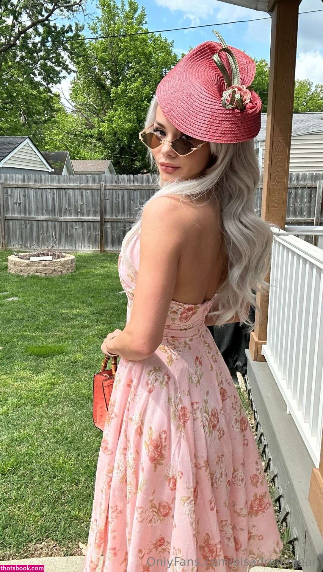 Elsa Jean Photo #596