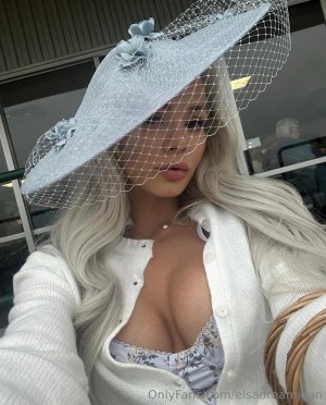 Elsa Jean Photo #584