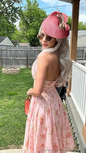 Elsa Jean Photo #596