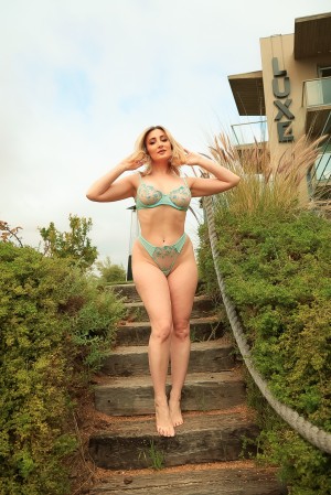 Holly Wolf Photo #1968