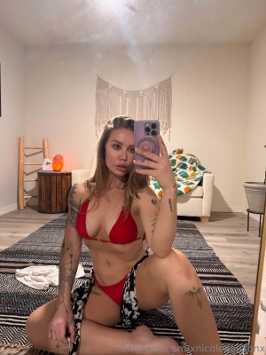 Nicole Aniston Photo #211