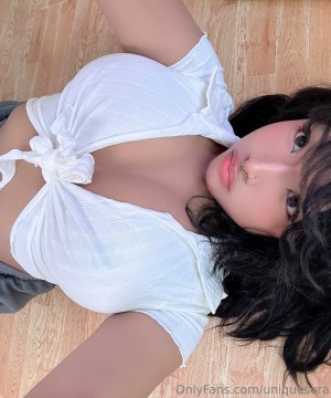 Uniquesora Photo #264