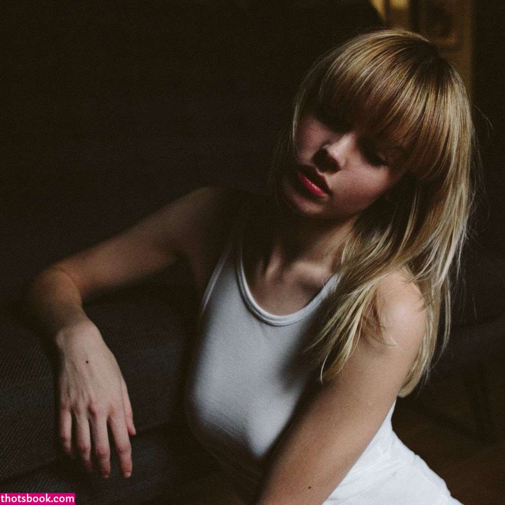 Danielle Sharp Photo #72